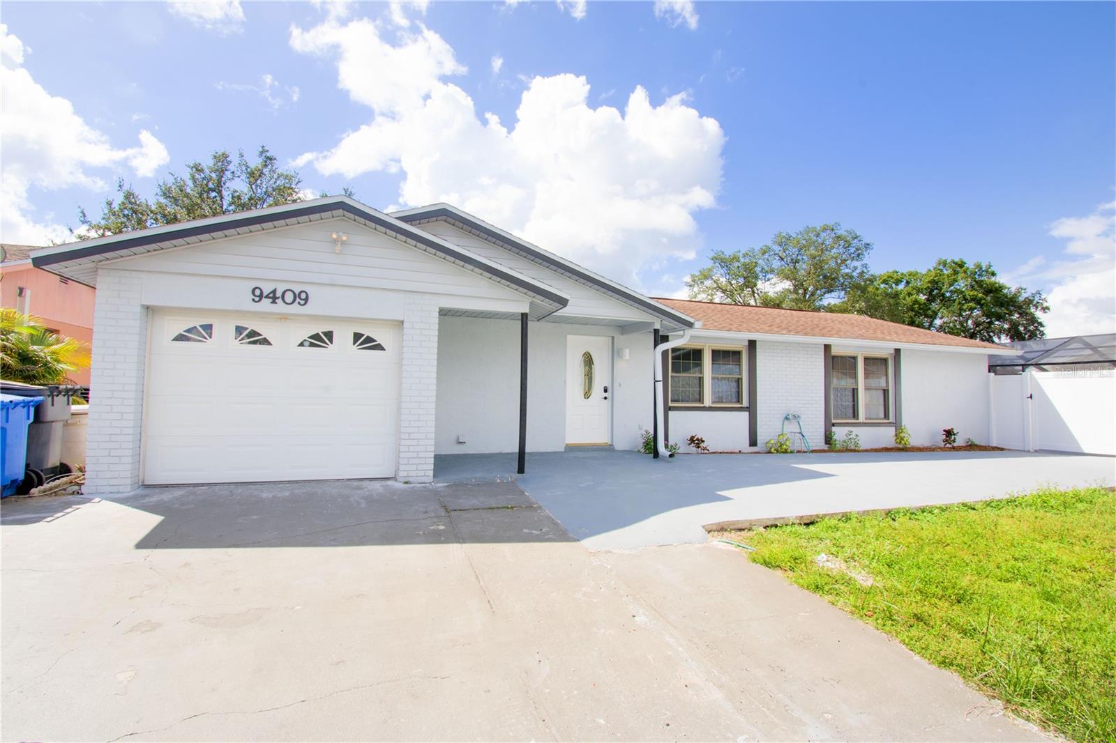 9409 LONSDALE CT