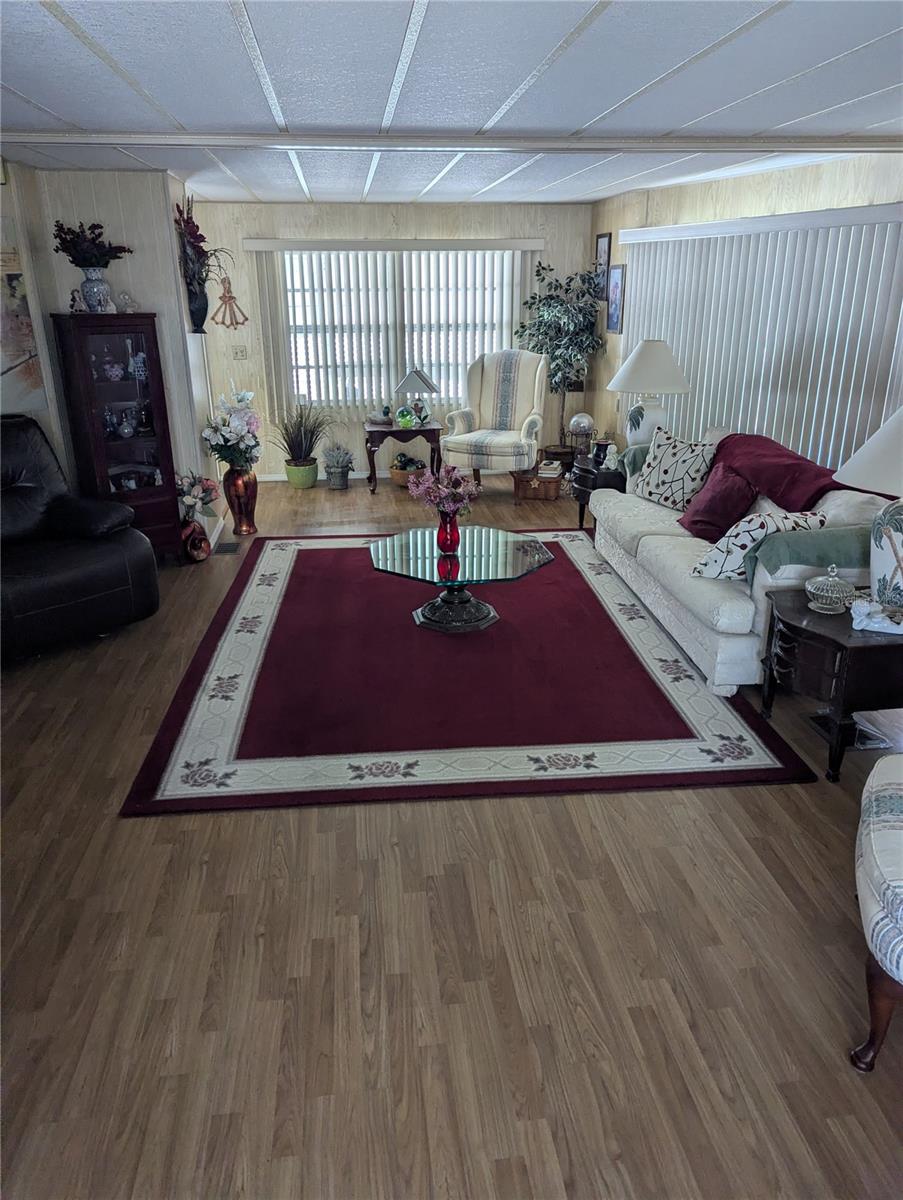 34214 Canal Dr N Property Photo 6