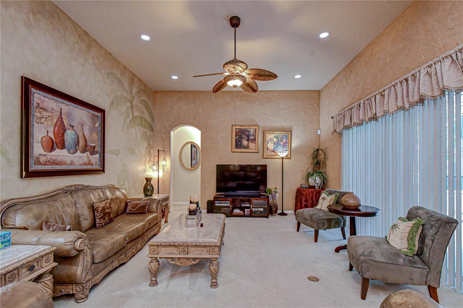 20915 Lake Vienna Dr Property Photo 15