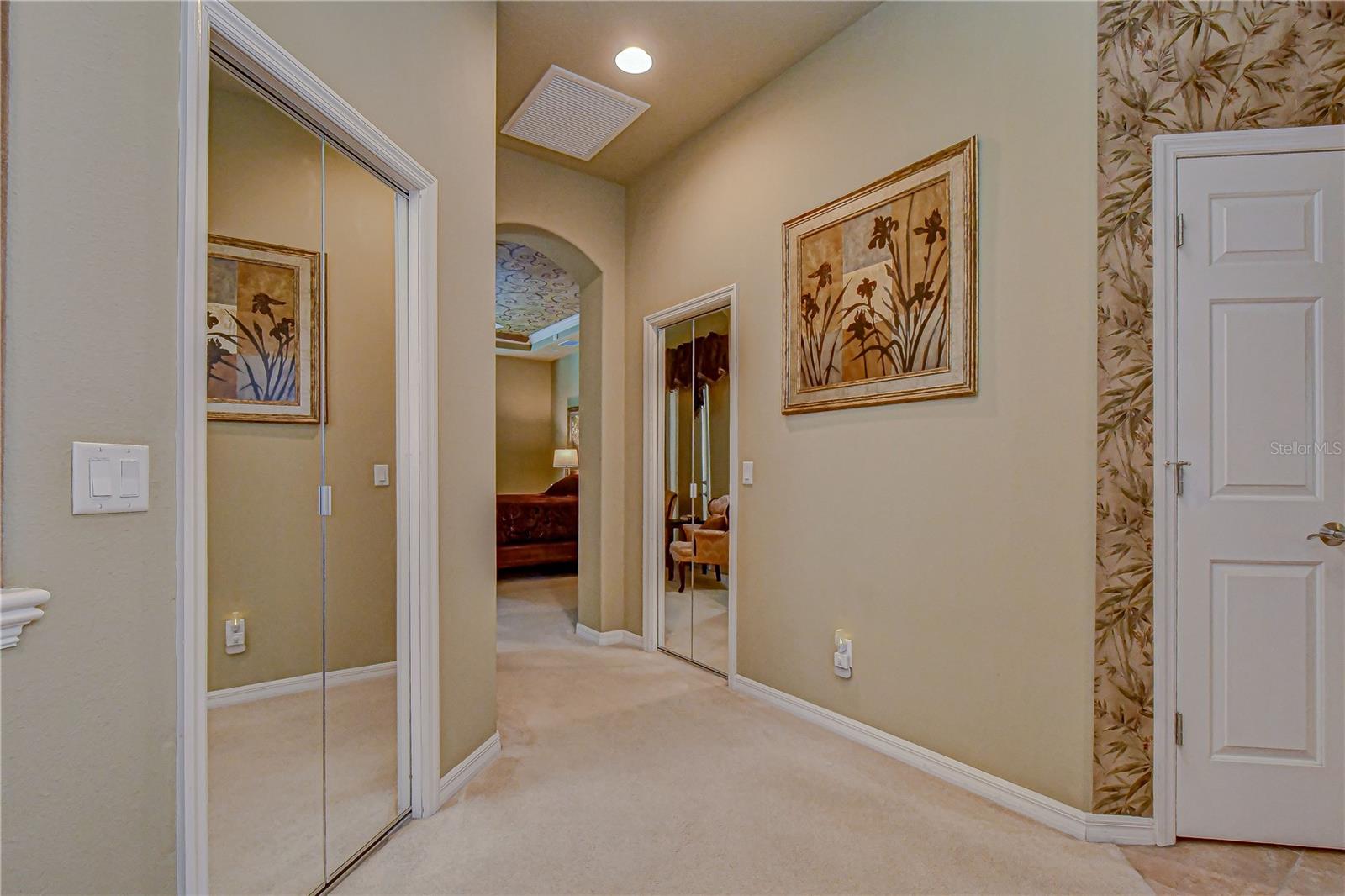 20915 Lake Vienna Dr Property Photo 17