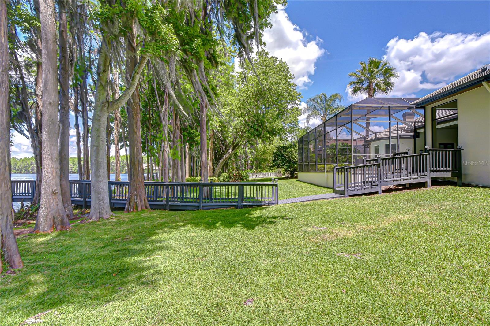 20915 Lake Vienna Dr Property Photo 37