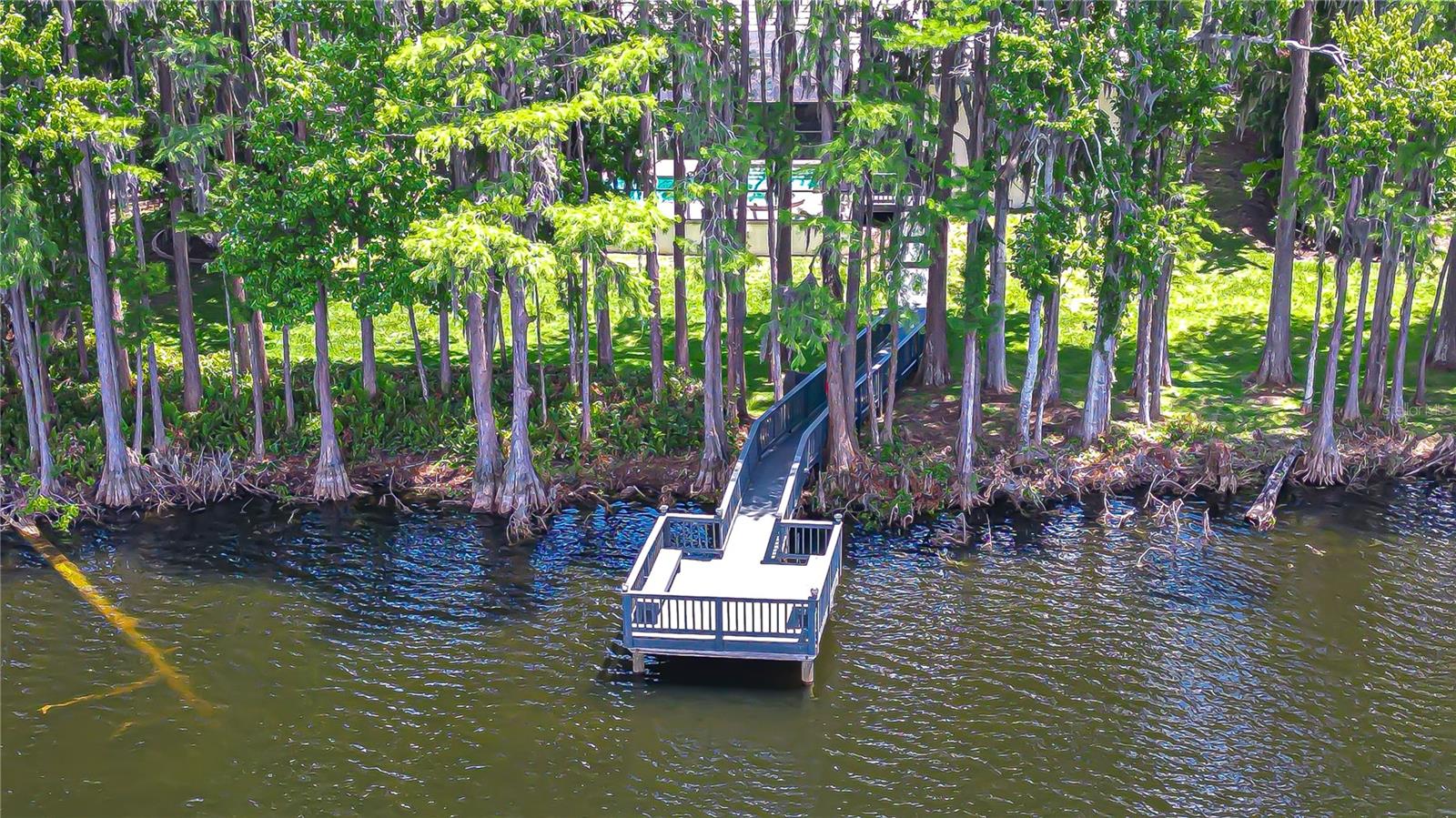 20915 Lake Vienna Dr Property Photo 43