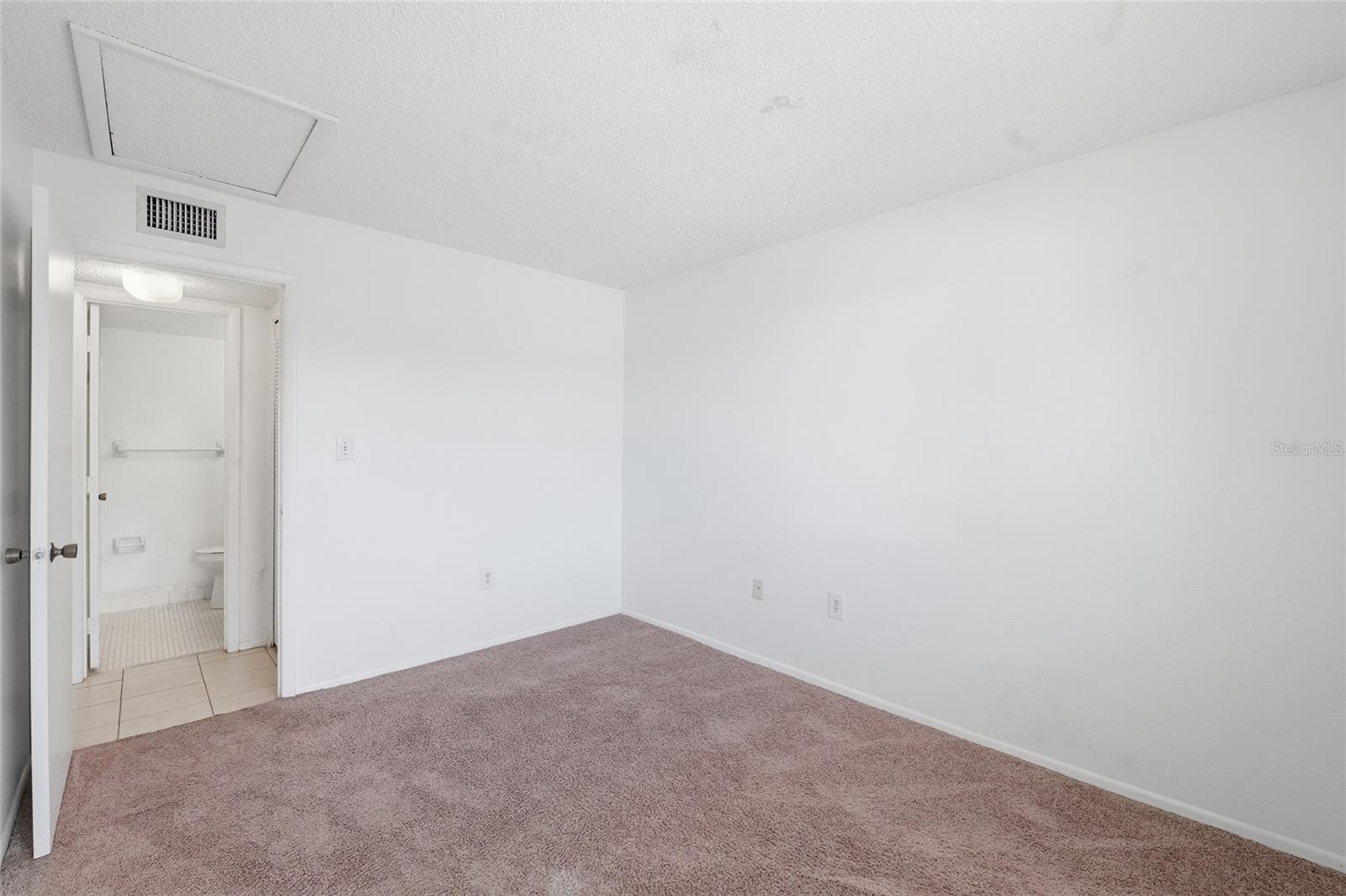 130 Cypress Ln #130 Property Photo 15