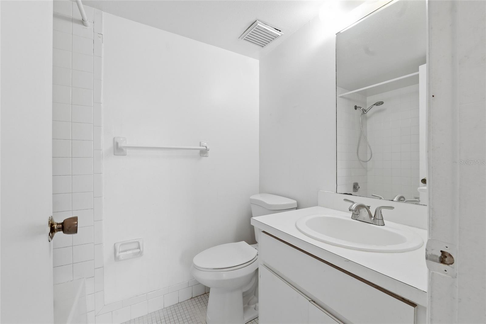 130 Cypress Ln #130 Property Photo 16