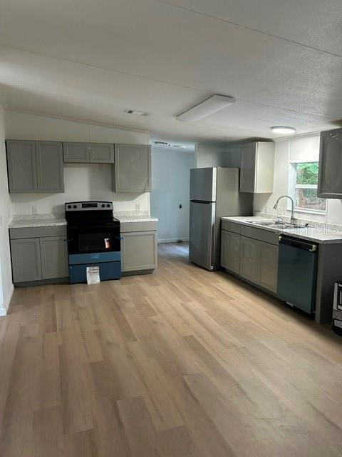 2565 E North St Property Photo 10