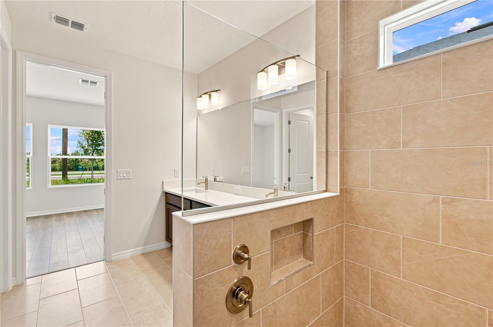 5033 Orinoco Ln Property Photo 16