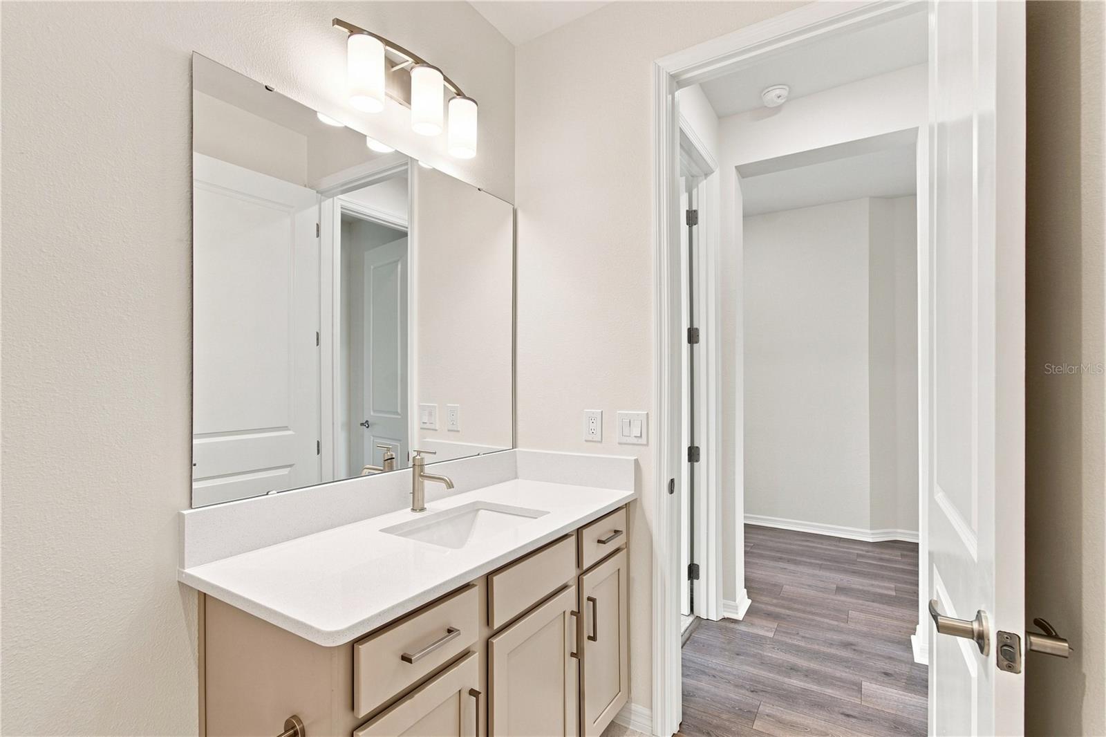 5033 Orinoco Ln Property Photo 24