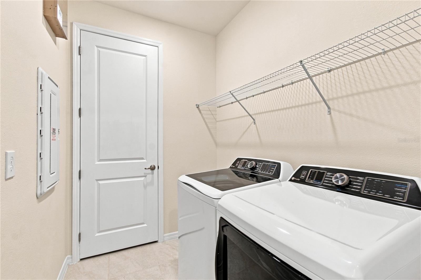 5033 Orinoco Ln Property Photo 25