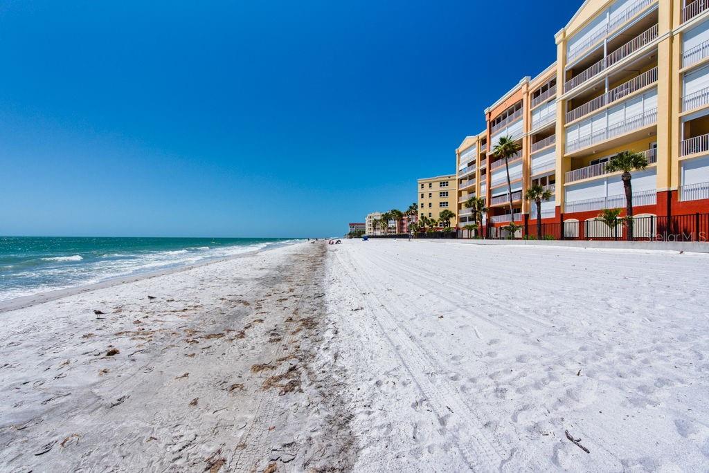 16500 Gulf Blvd #654 Property Photo 49