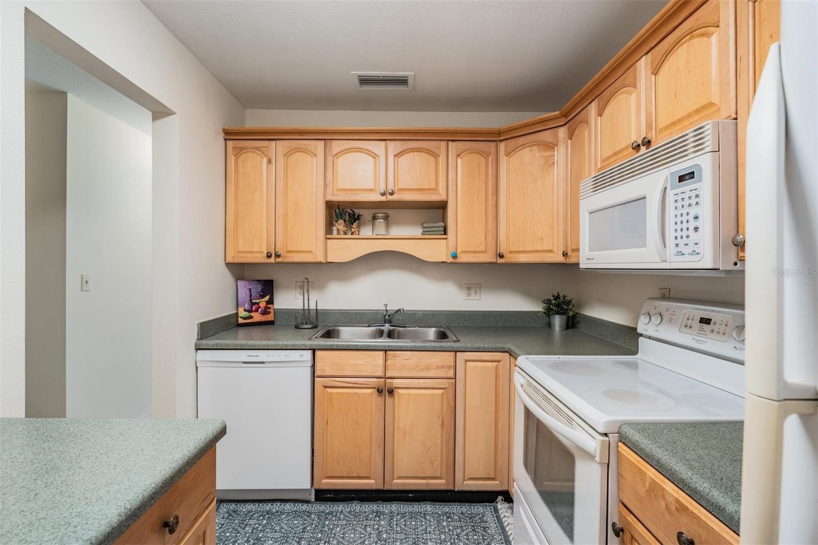 2700 Bayshore Blvd #3205 Property Photo 5