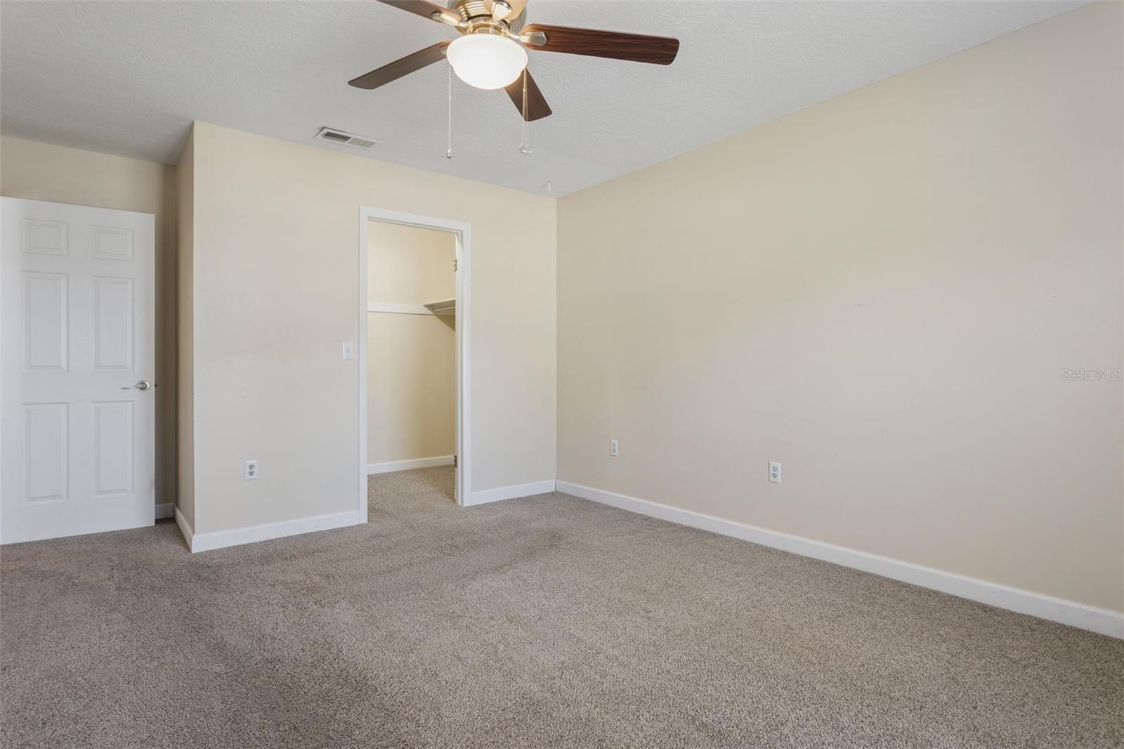 6341 Treetop Cir #6341 Property Photo 17