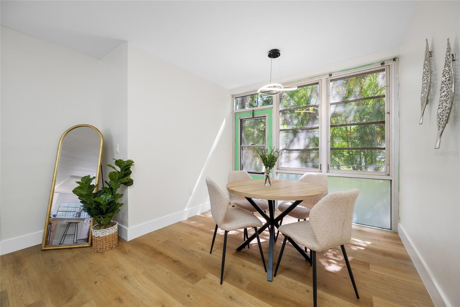 1433 S Belcher Rd #f9 Property Photo 32