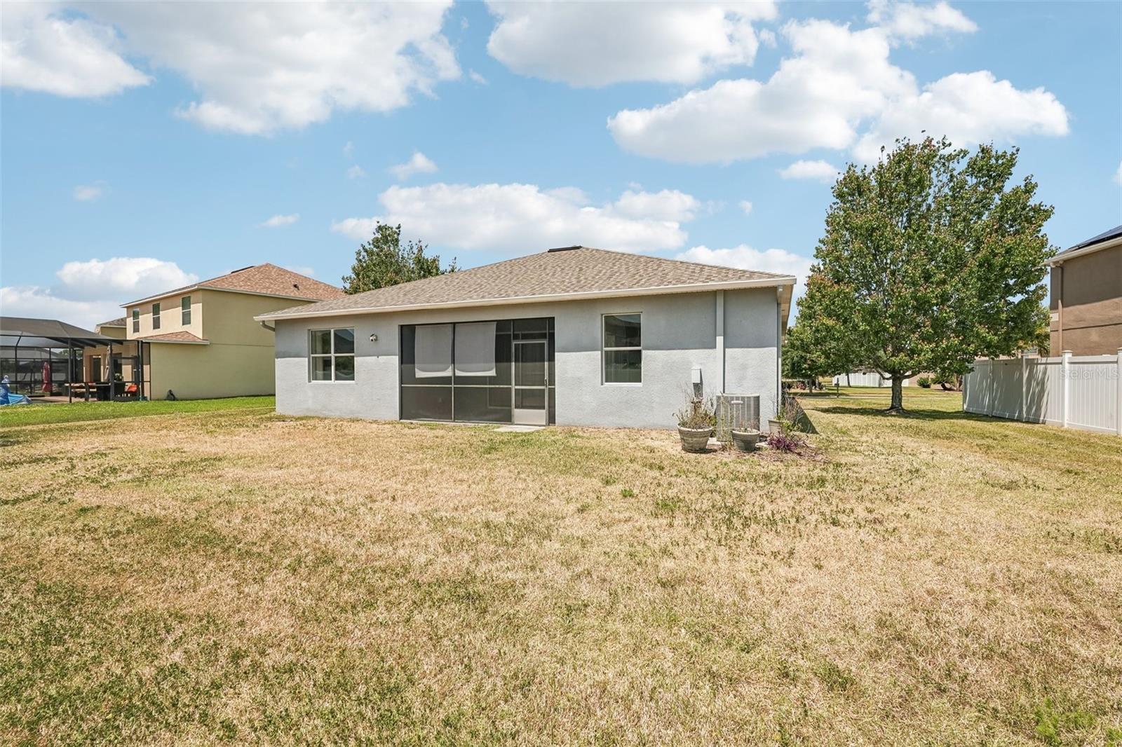 2426 Cumberland Cliff Dr Property Photo 35