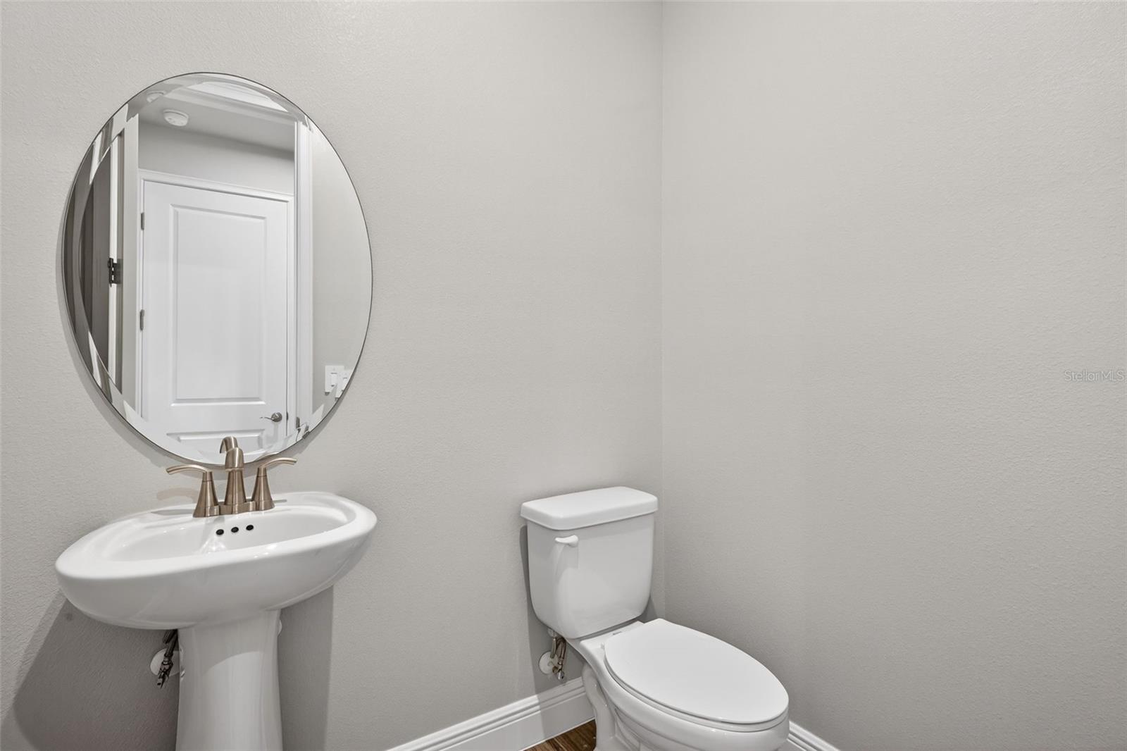 12446 49th St E Property Photo 12
