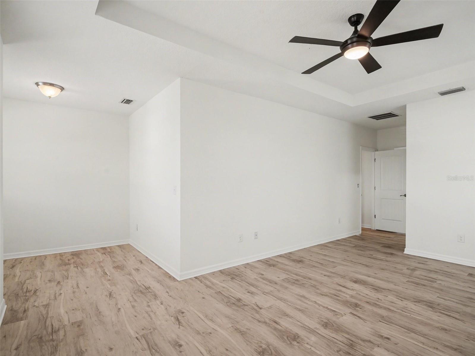 6417 Key Island Ave Property Photo 17