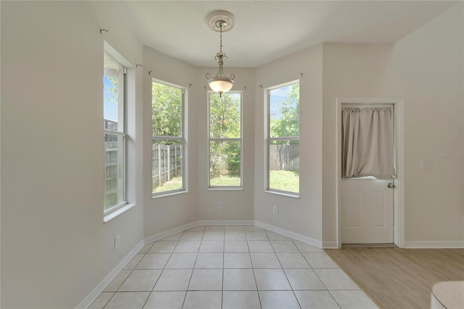 411 Durham Shore Ct Property Photo 24