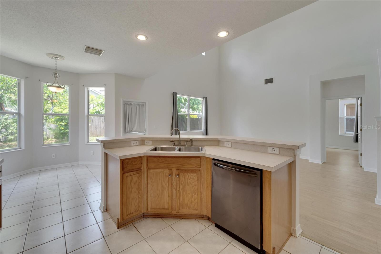 411 Durham Shore Ct Property Photo 28