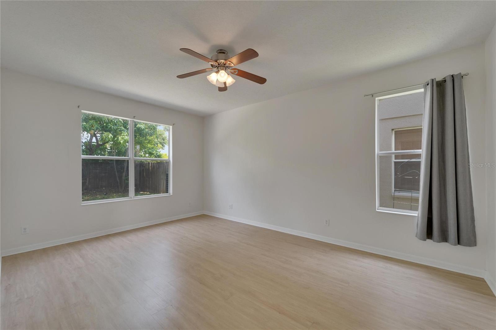 411 Durham Shore Ct Property Photo 32