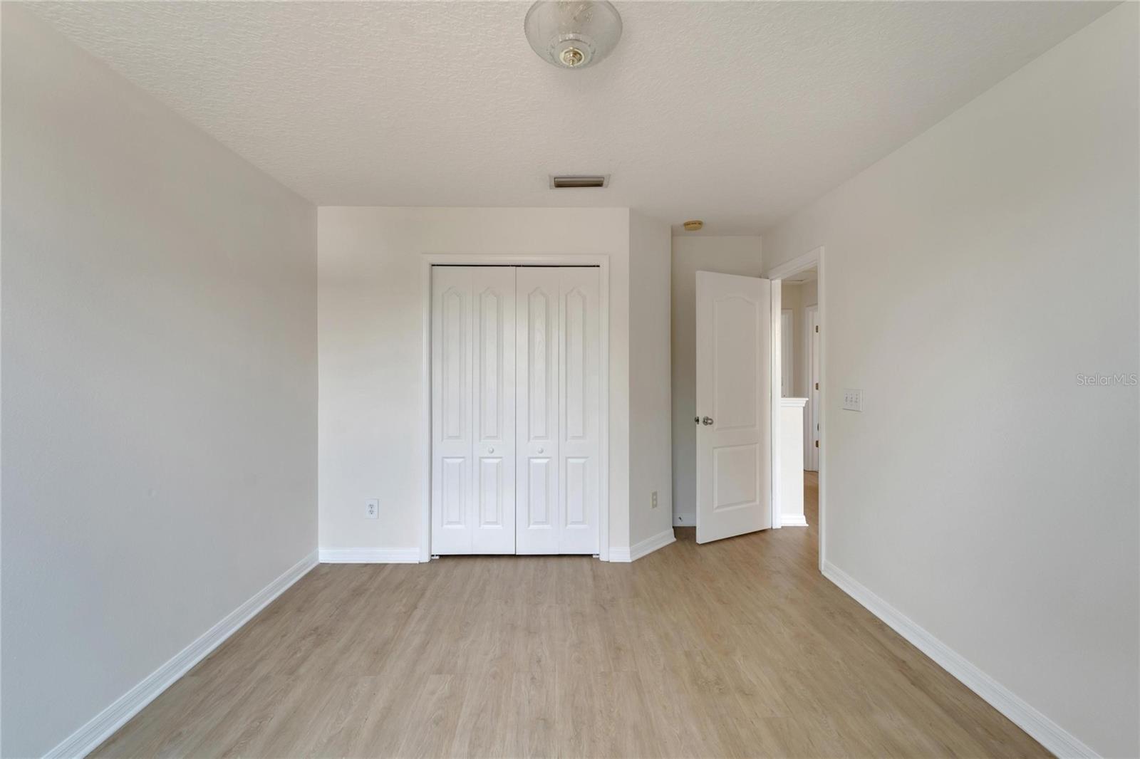 411 Durham Shore Ct Property Photo 44