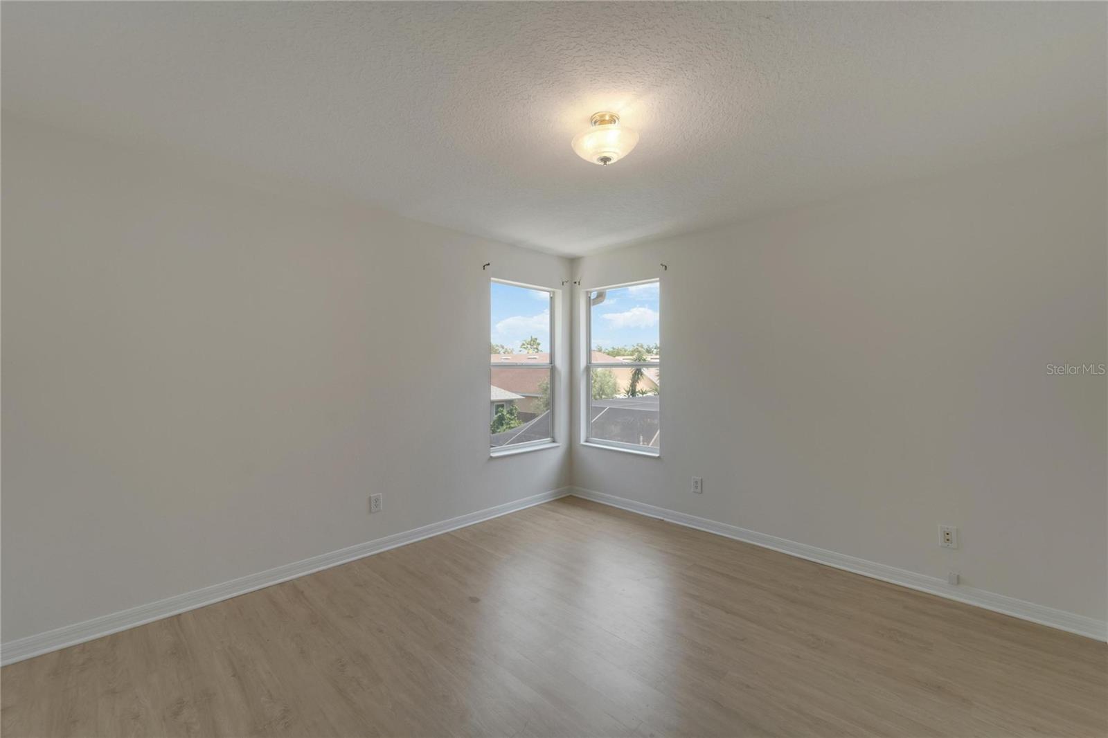 411 Durham Shore Ct Property Photo 49