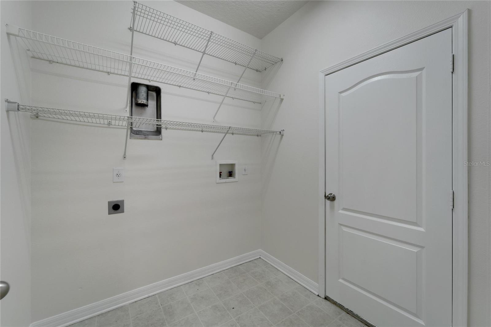 411 Durham Shore Ct Property Photo 52