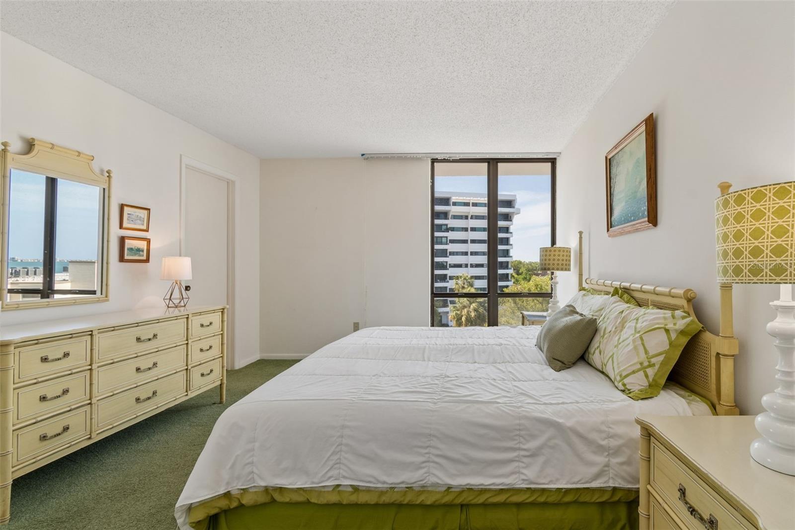 80 Rogers St #6c Property Photo 25