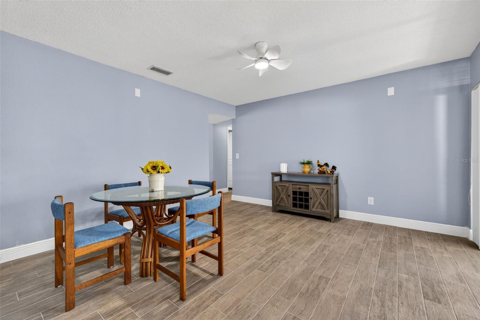 5810 Venetian Blvd Ne Property Photo 12