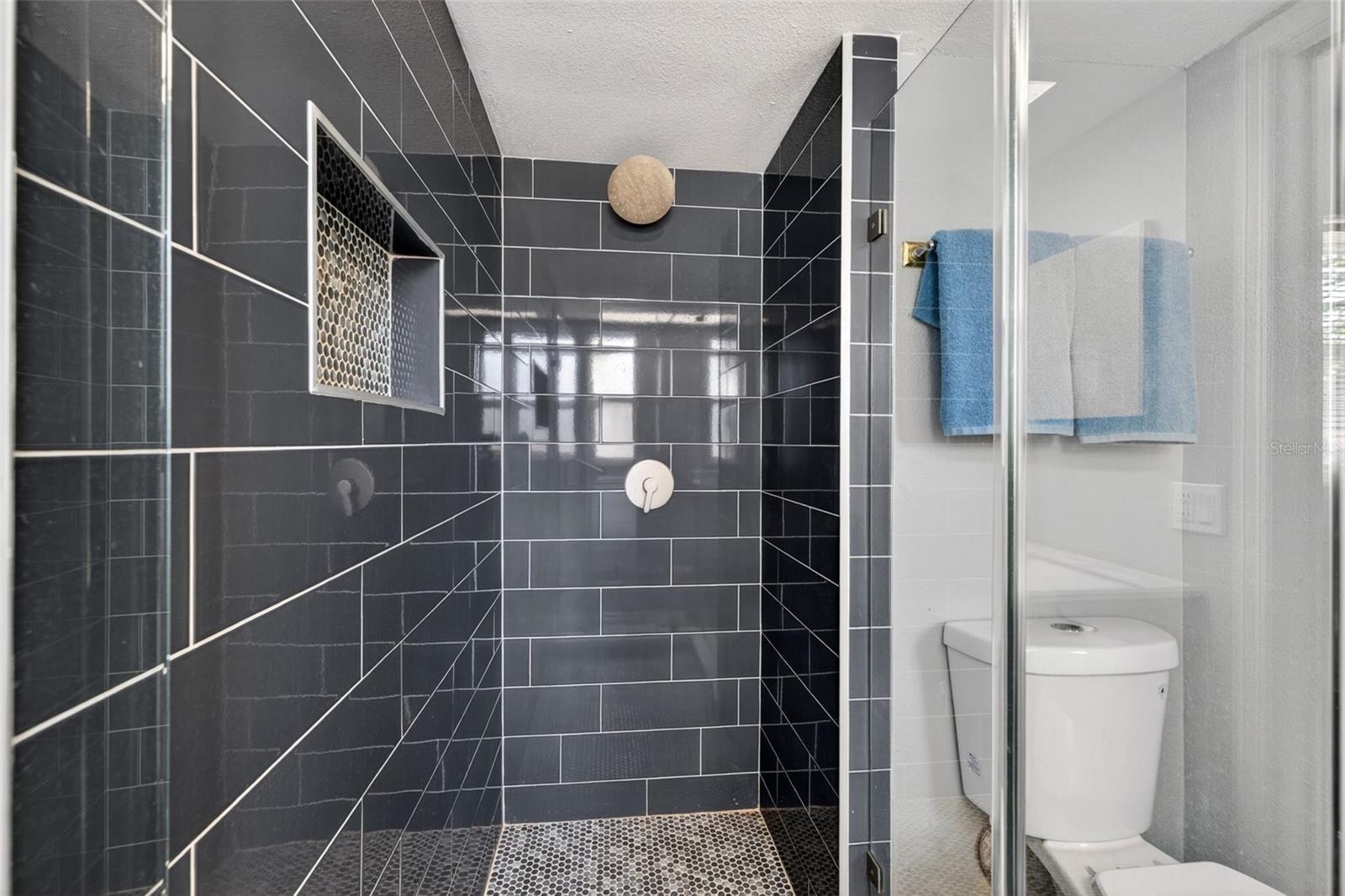 5810 Venetian Blvd Ne Property Photo 19