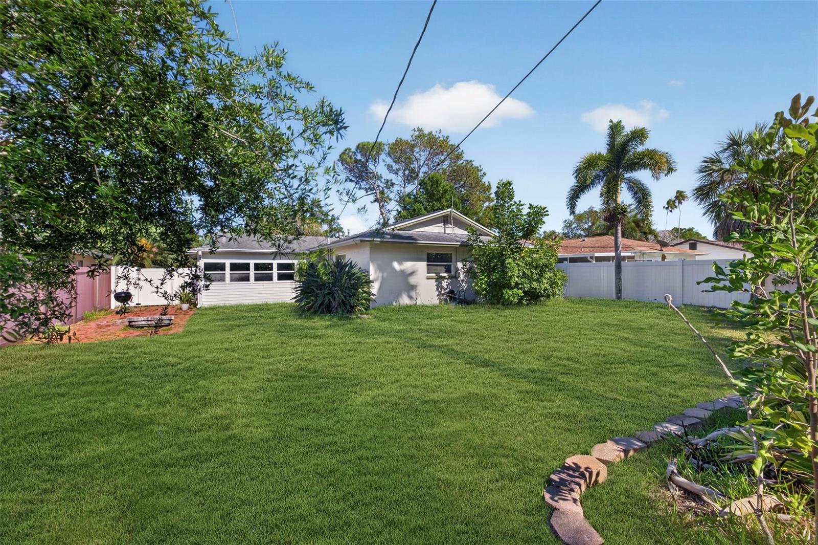 5810 Venetian Blvd Ne Property Photo 21