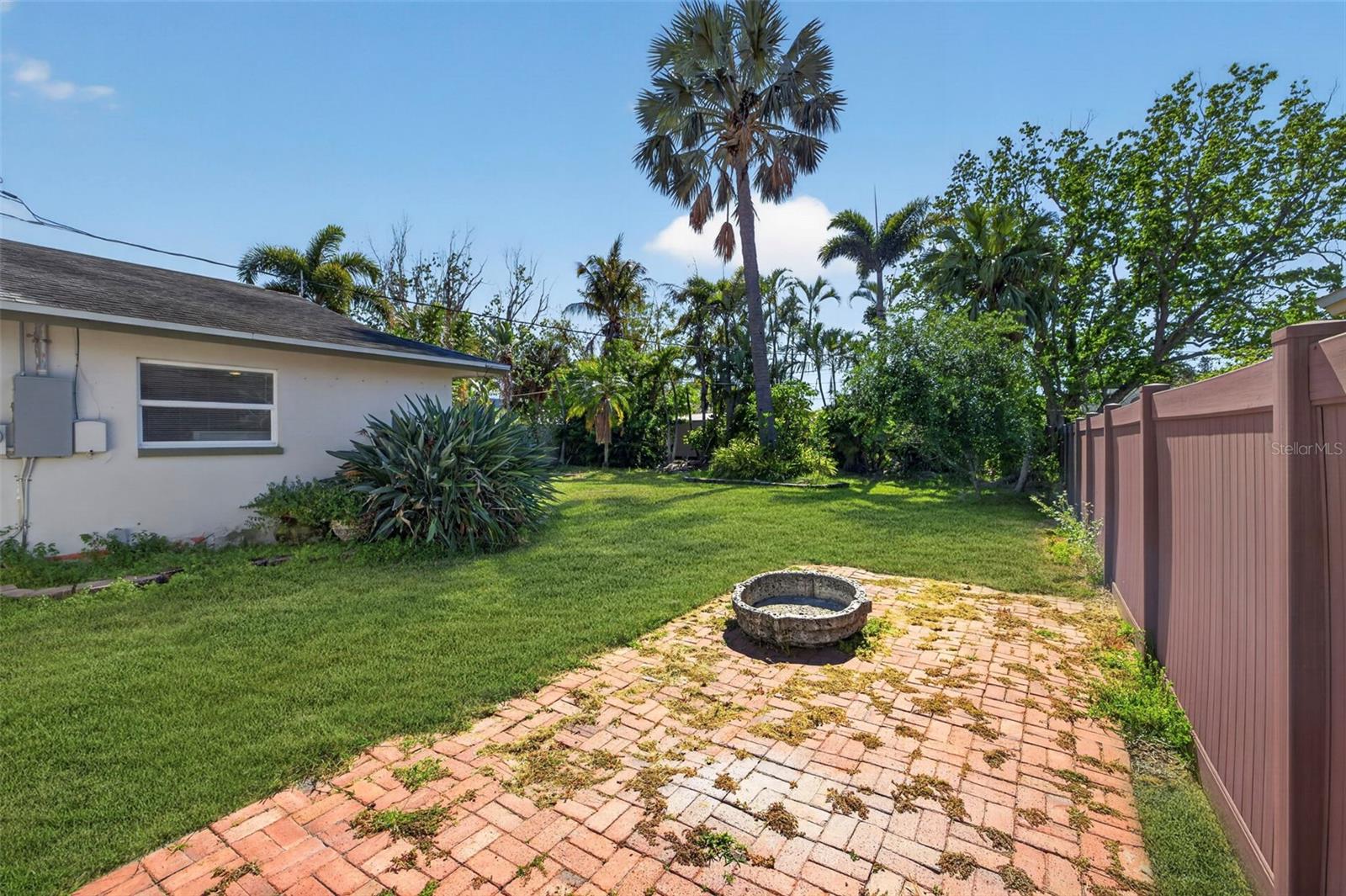 5810 Venetian Blvd Ne Property Photo 22