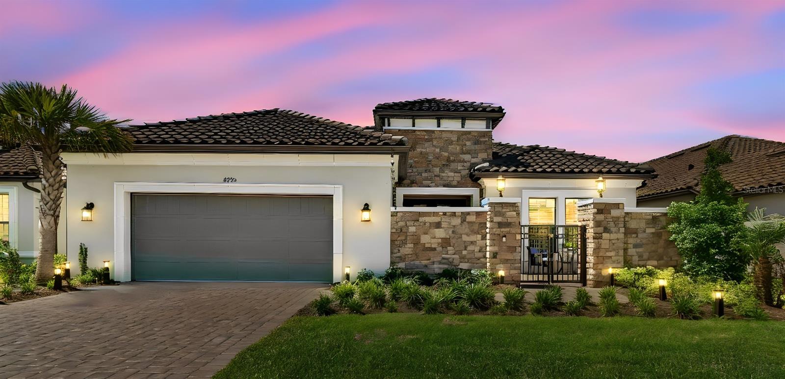 4795 FRECCIA LOOP Property Photo 1