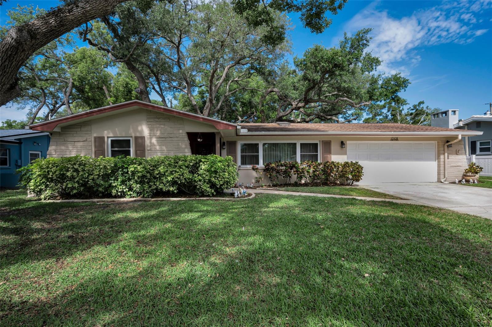 1368 Williams Dr Property Photo 2