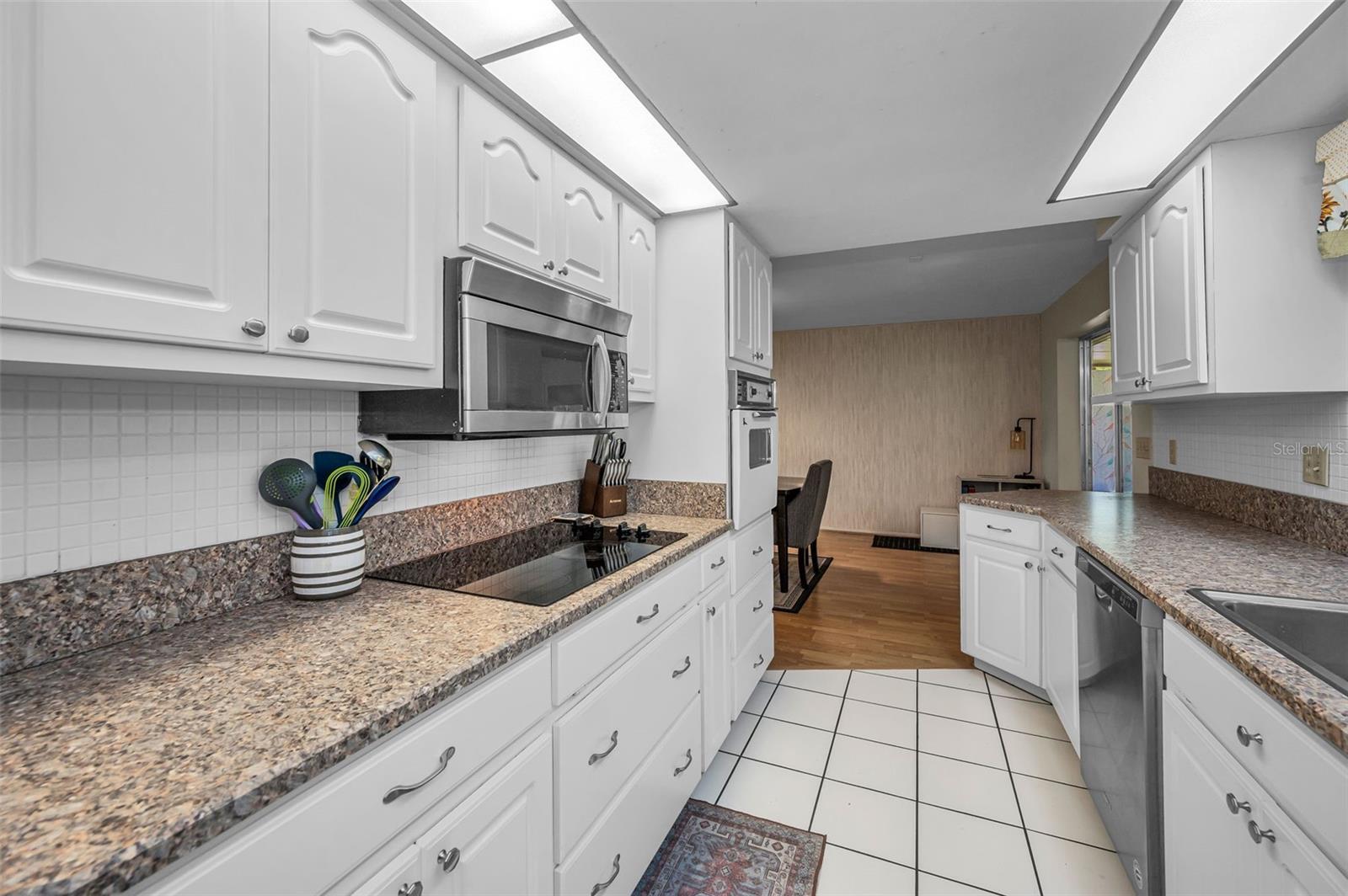 1368 Williams Dr Property Photo 13
