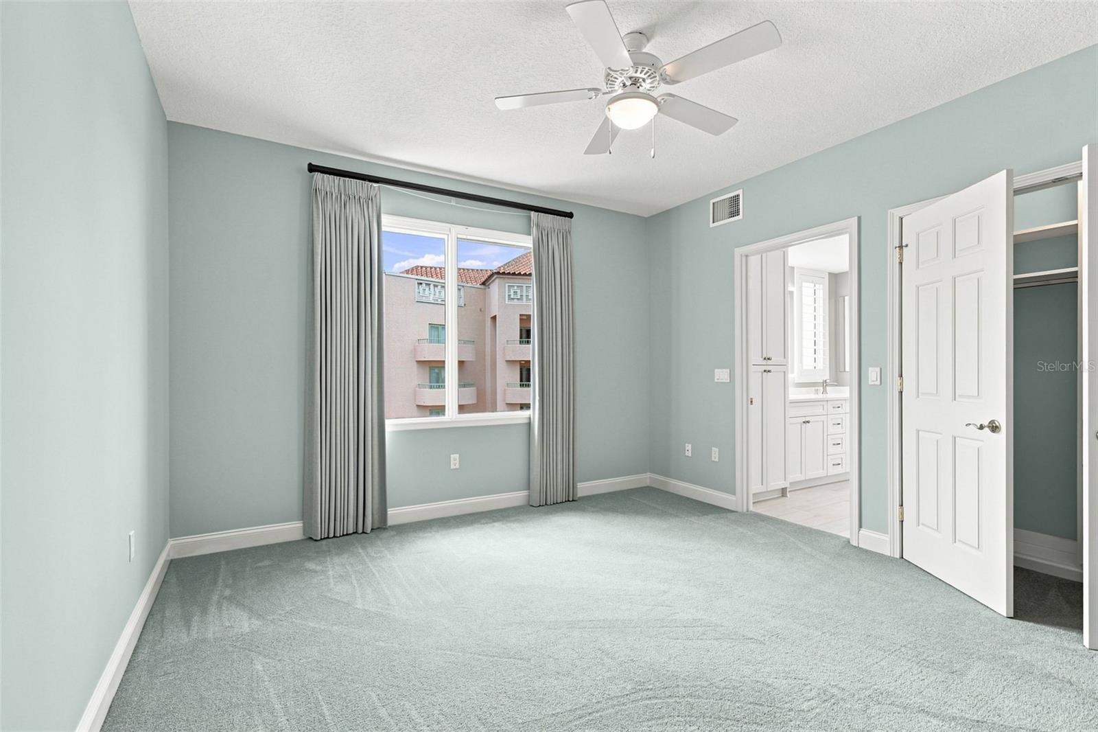 555 5th Ave Ne #711 Property Photo 62