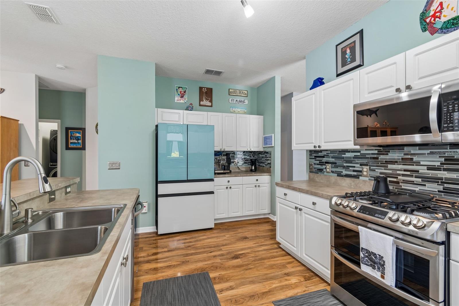 3550 Ferrell St Property Photo 15