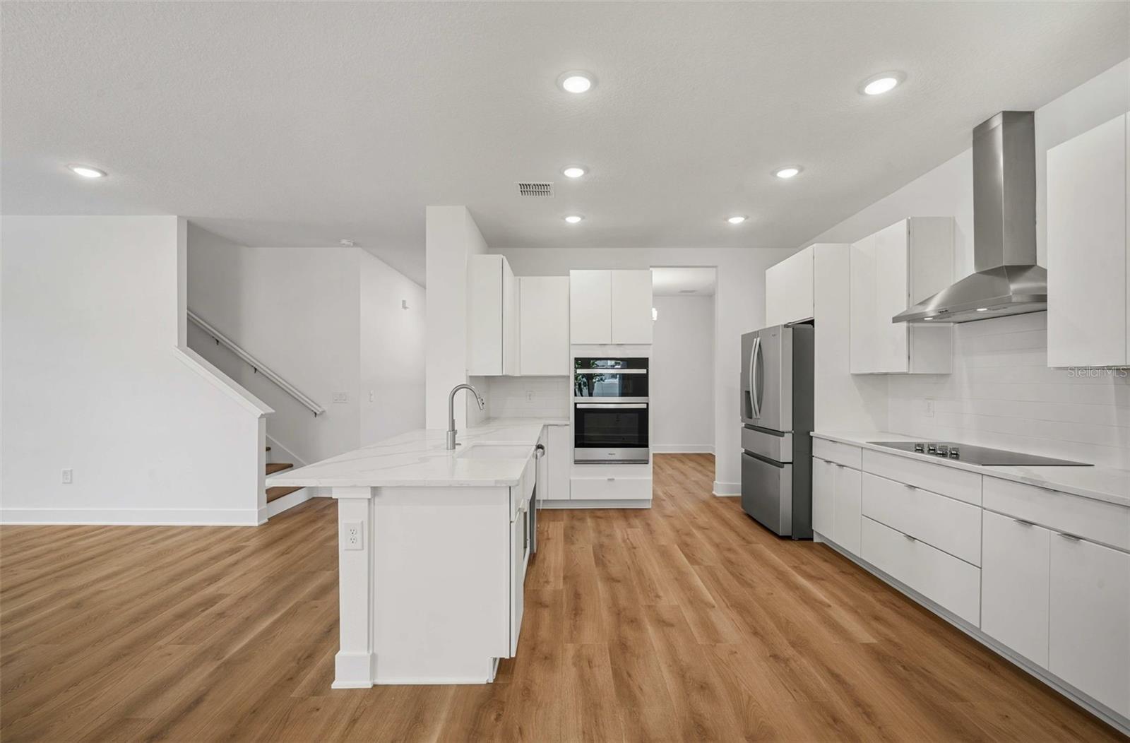 3108 W Ballast Point Blvd Property Photo 4