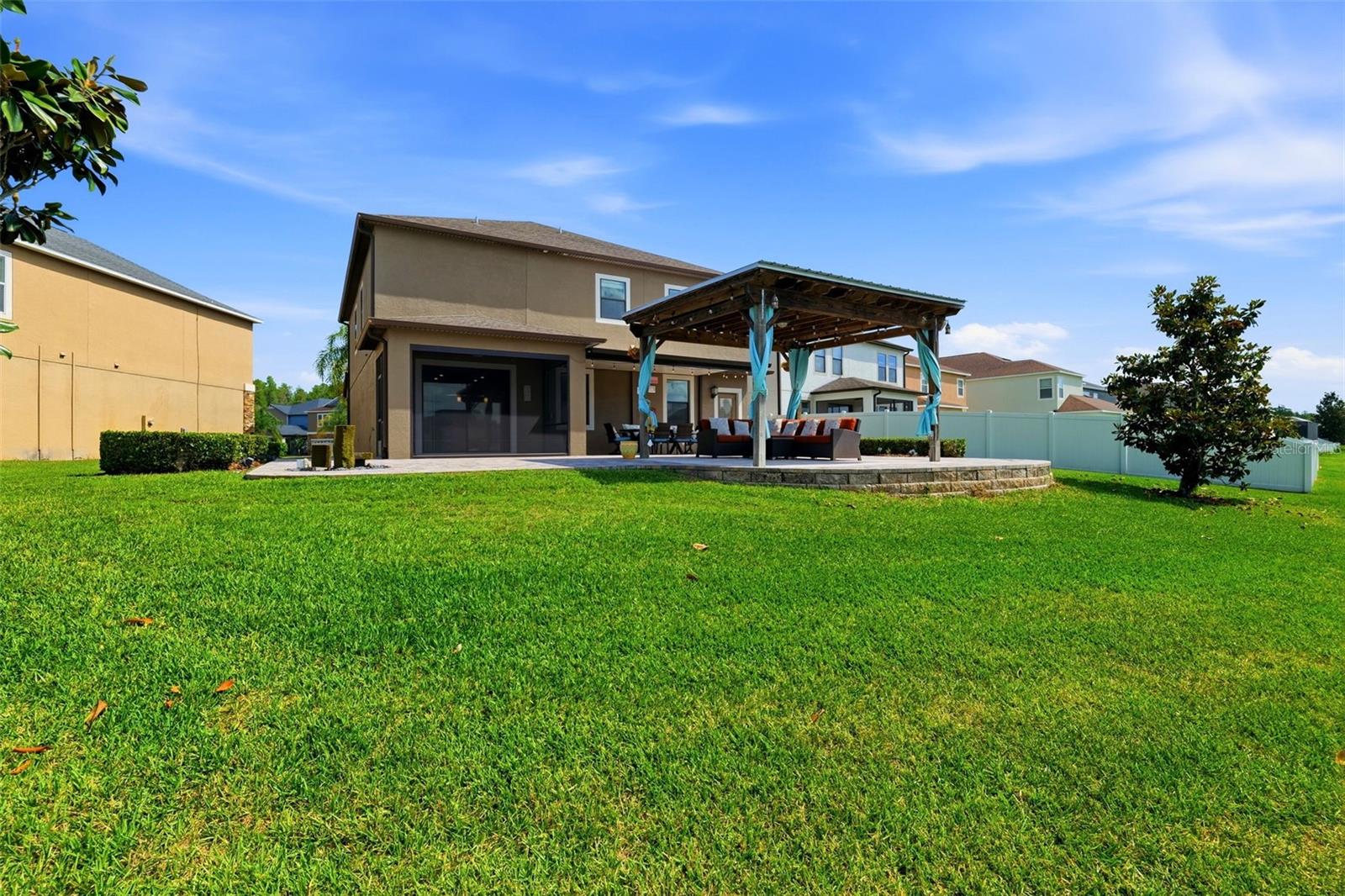 19419 Paddock View Dr Property Photo 51