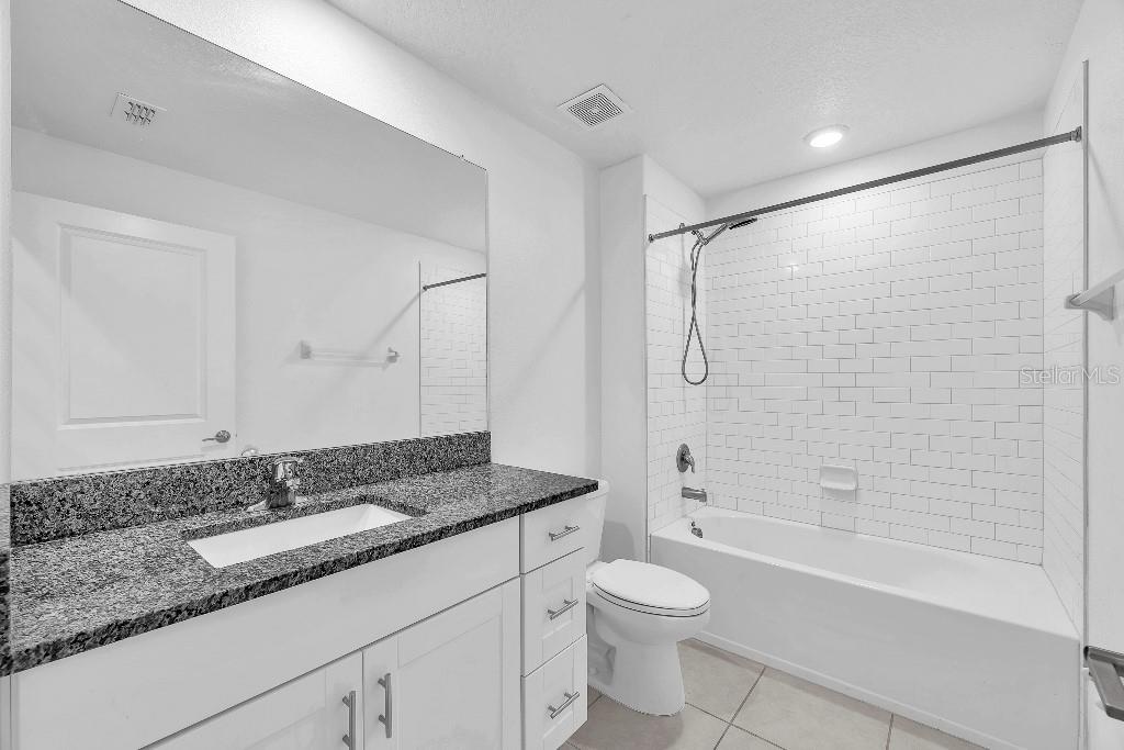 5518 Blue Azure Dr Property Photo 19