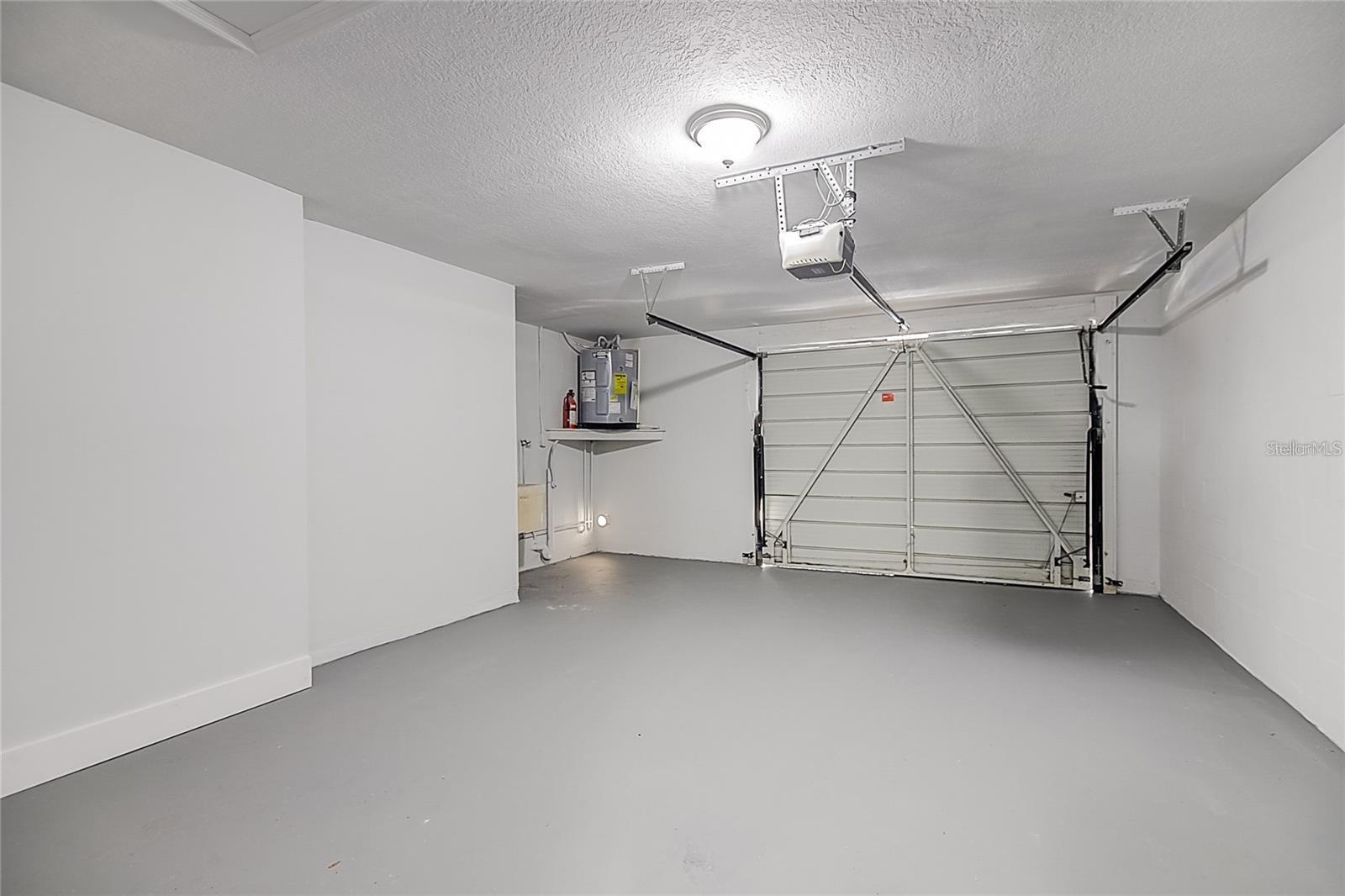 8923 Candlewick Ln Property Photo 18
