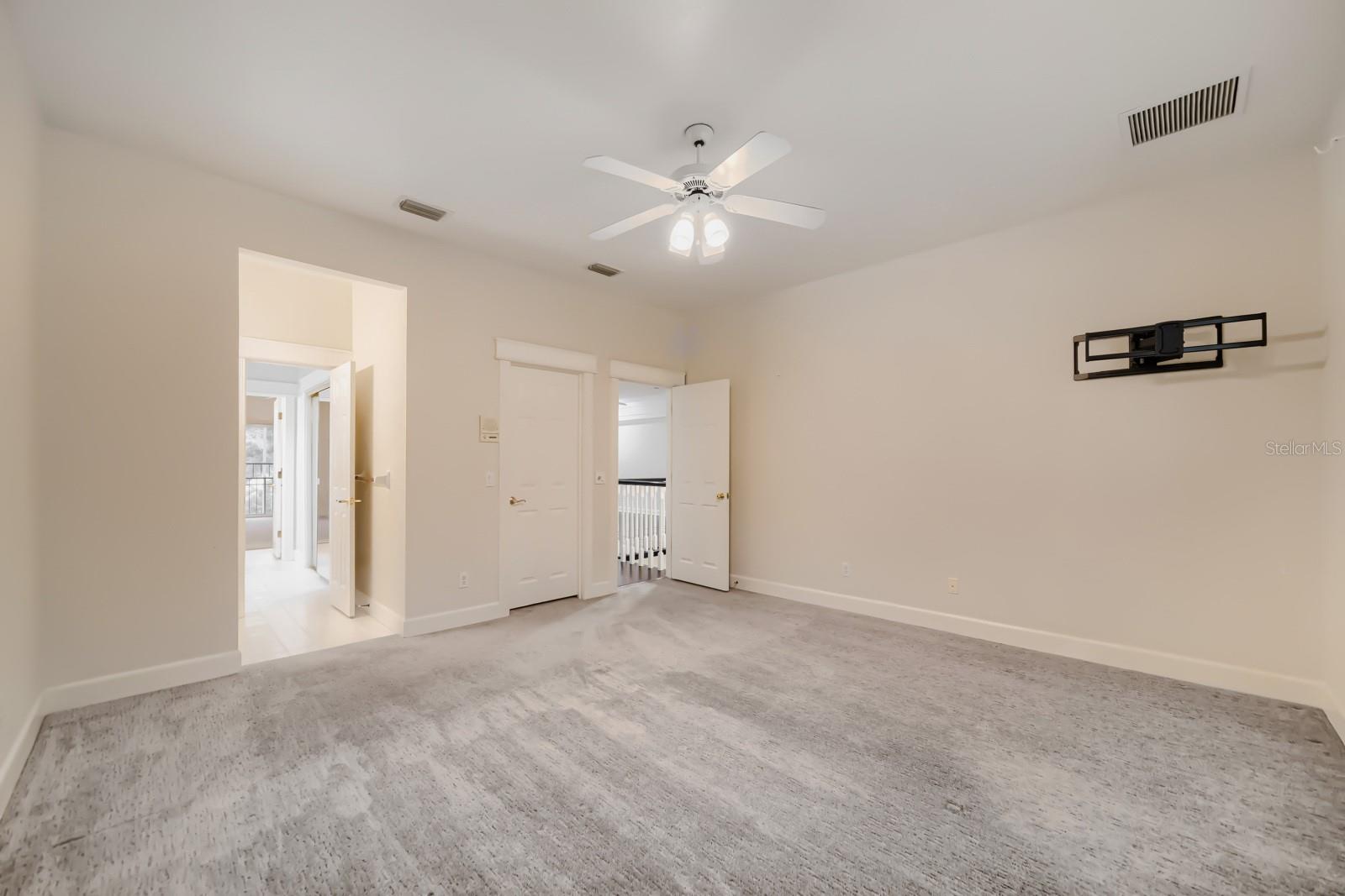 7601 Debeaubien Dr Property Photo 25