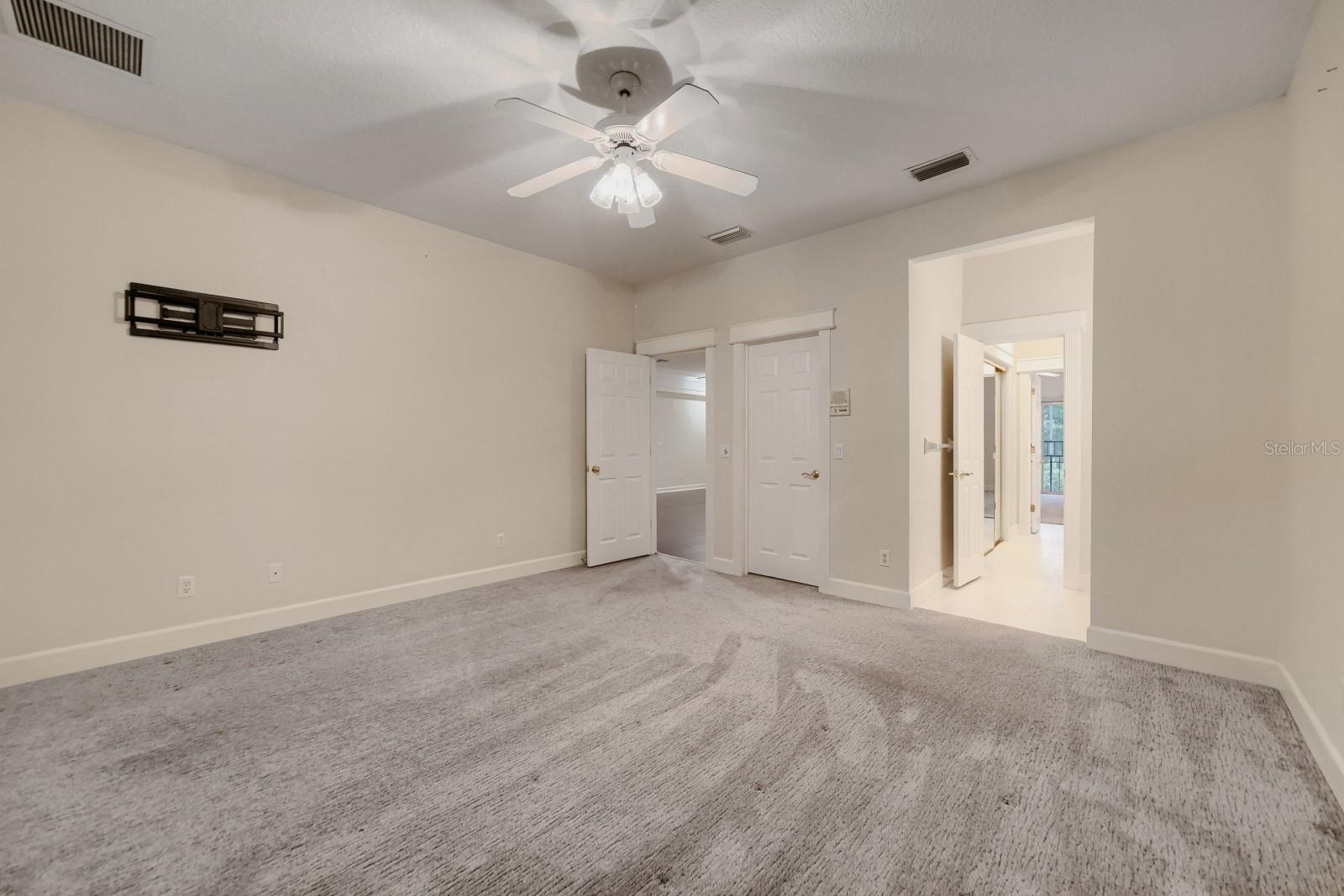 7601 Debeaubien Dr Property Photo 33
