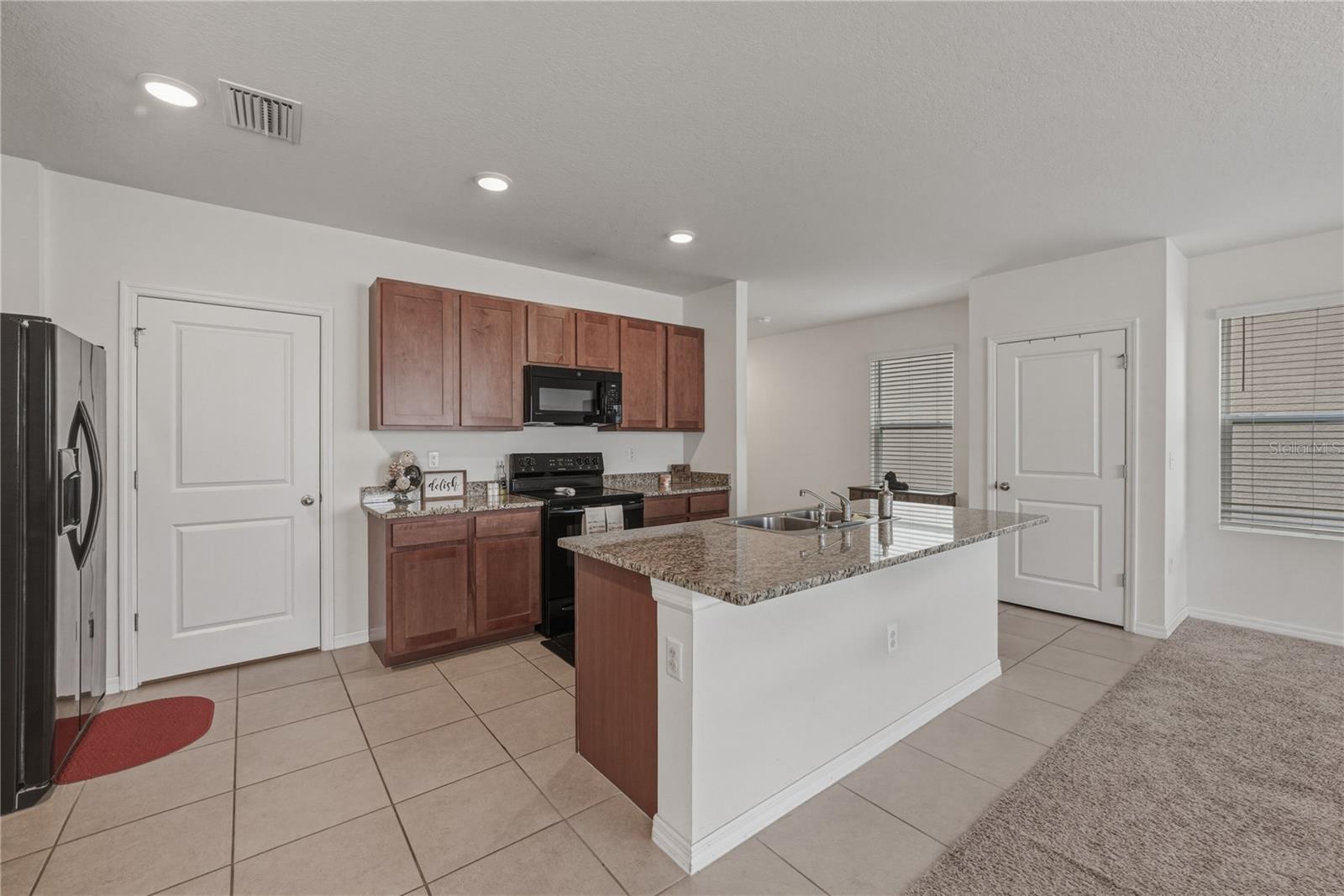 16833 Trite Bend St Property Photo 12