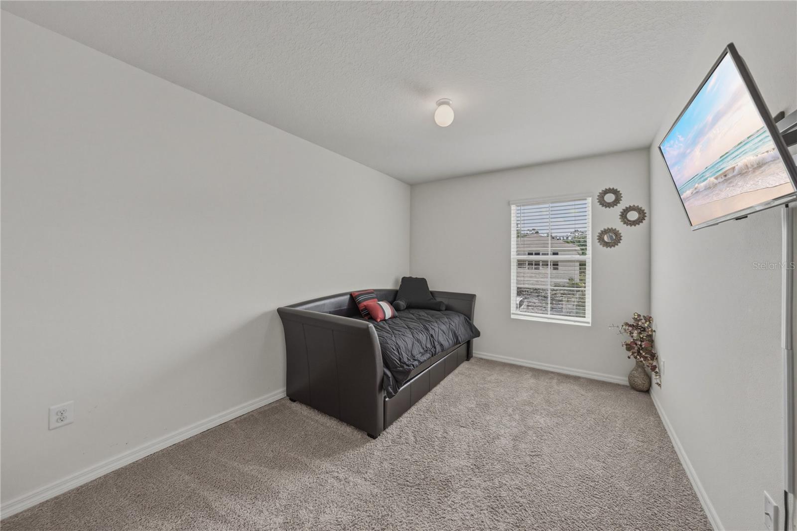 16833 Trite Bend St Property Photo 21
