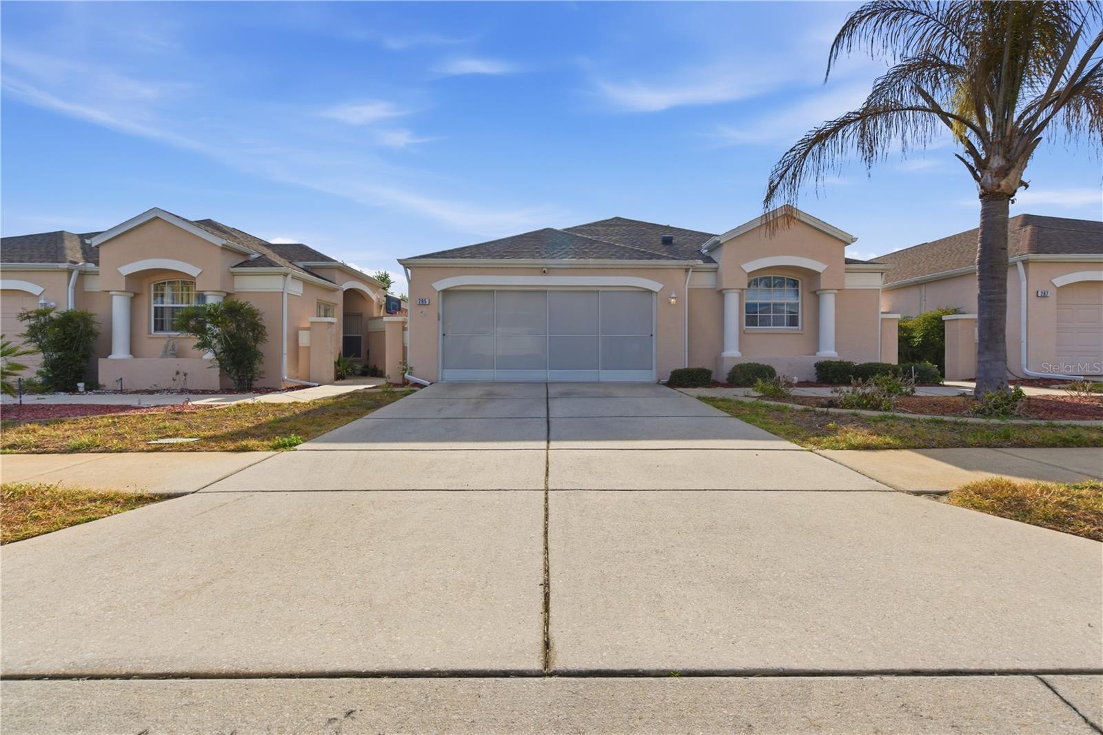 295 Royal Palm Way Property Photo 4
