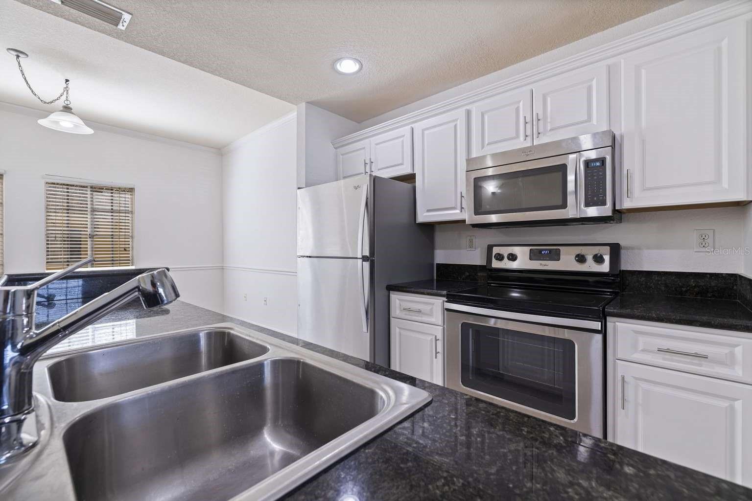 5252 W Kennedy Blvd Property Photo 12