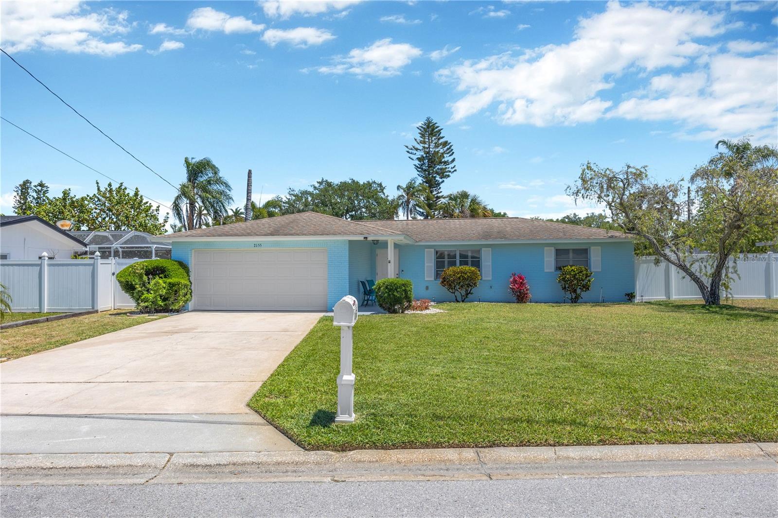 2155 EDYTHE DR Property Photo 1