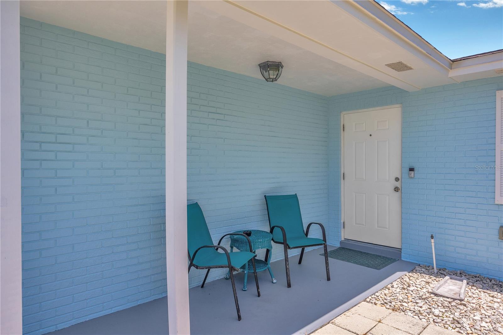 2155 Edythe Dr Property Photo 38