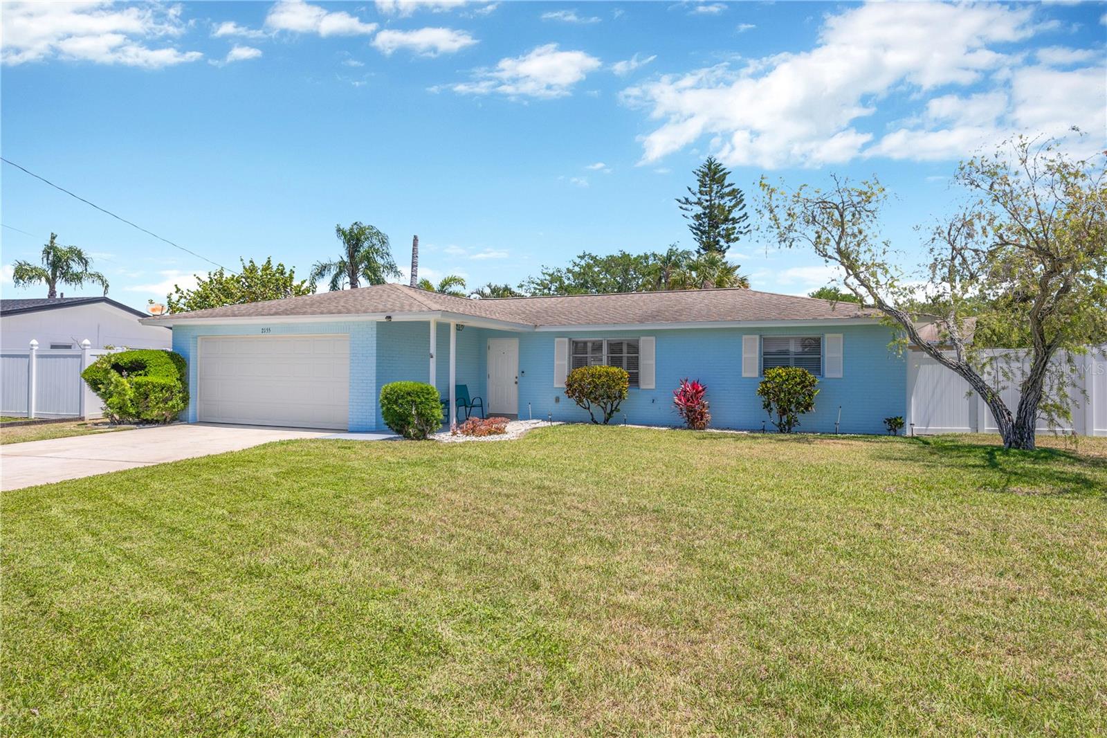 2155 Edythe Dr Property Photo 49