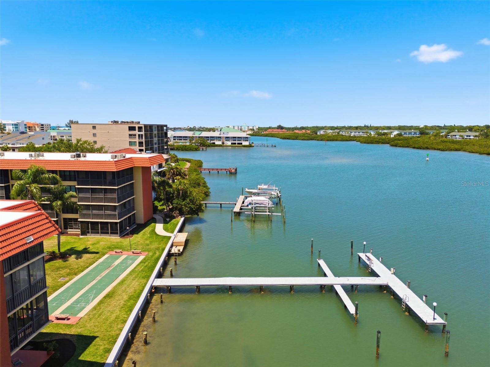 19701 Gulf Blvd #417 Property Photo 60
