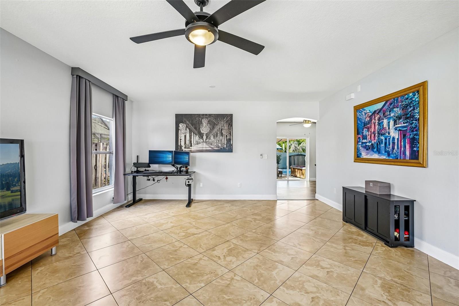 24348 Summer Wind Ct Property Photo 4